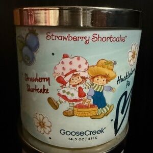 Goose Creek Strawberry Shortcake Candle